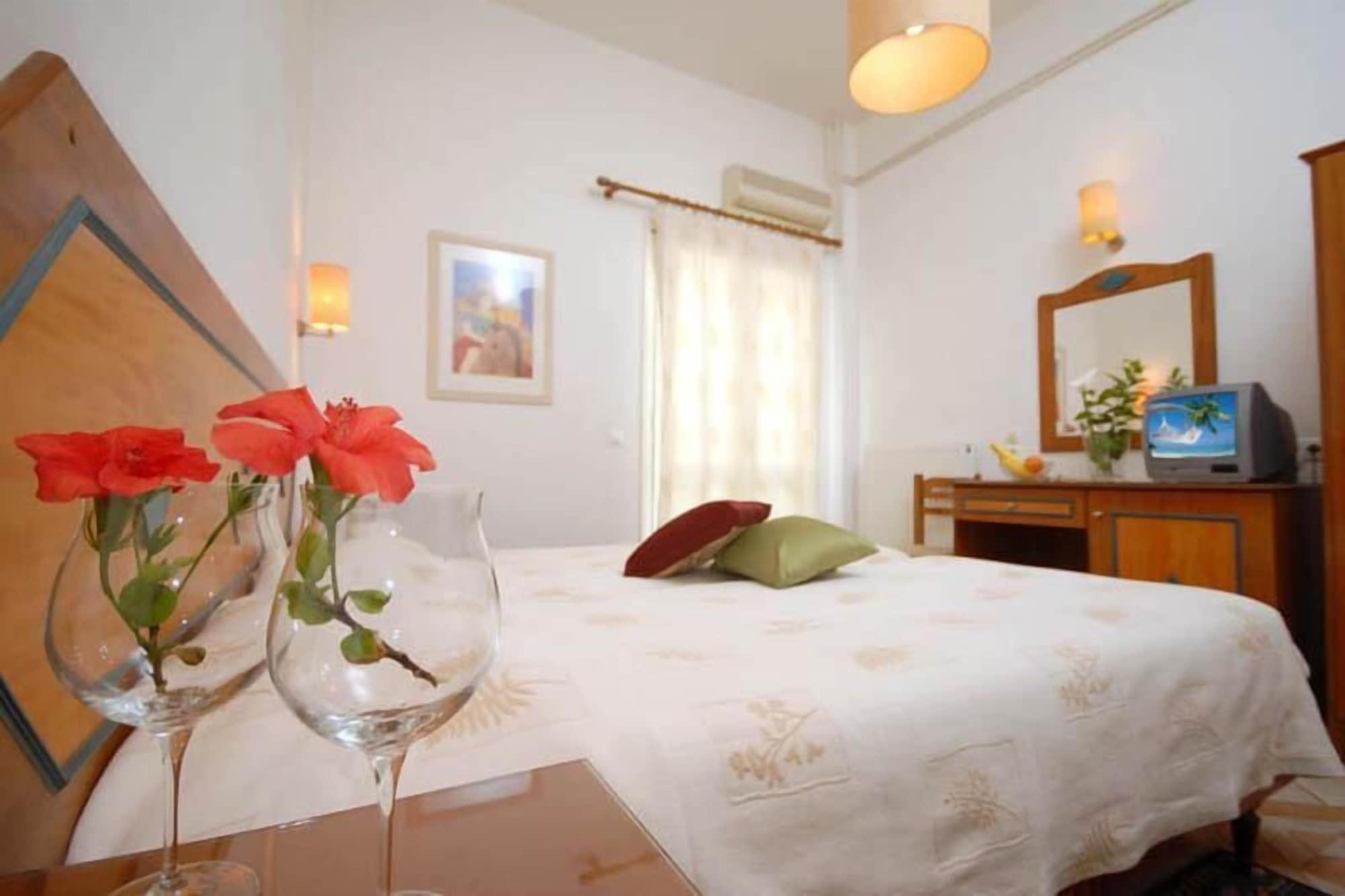 Barbouni Hotel & Studios Naxos City Экстерьер фото