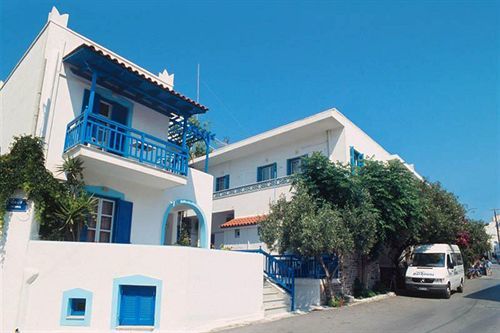 Barbouni Hotel & Studios Naxos City Экстерьер фото